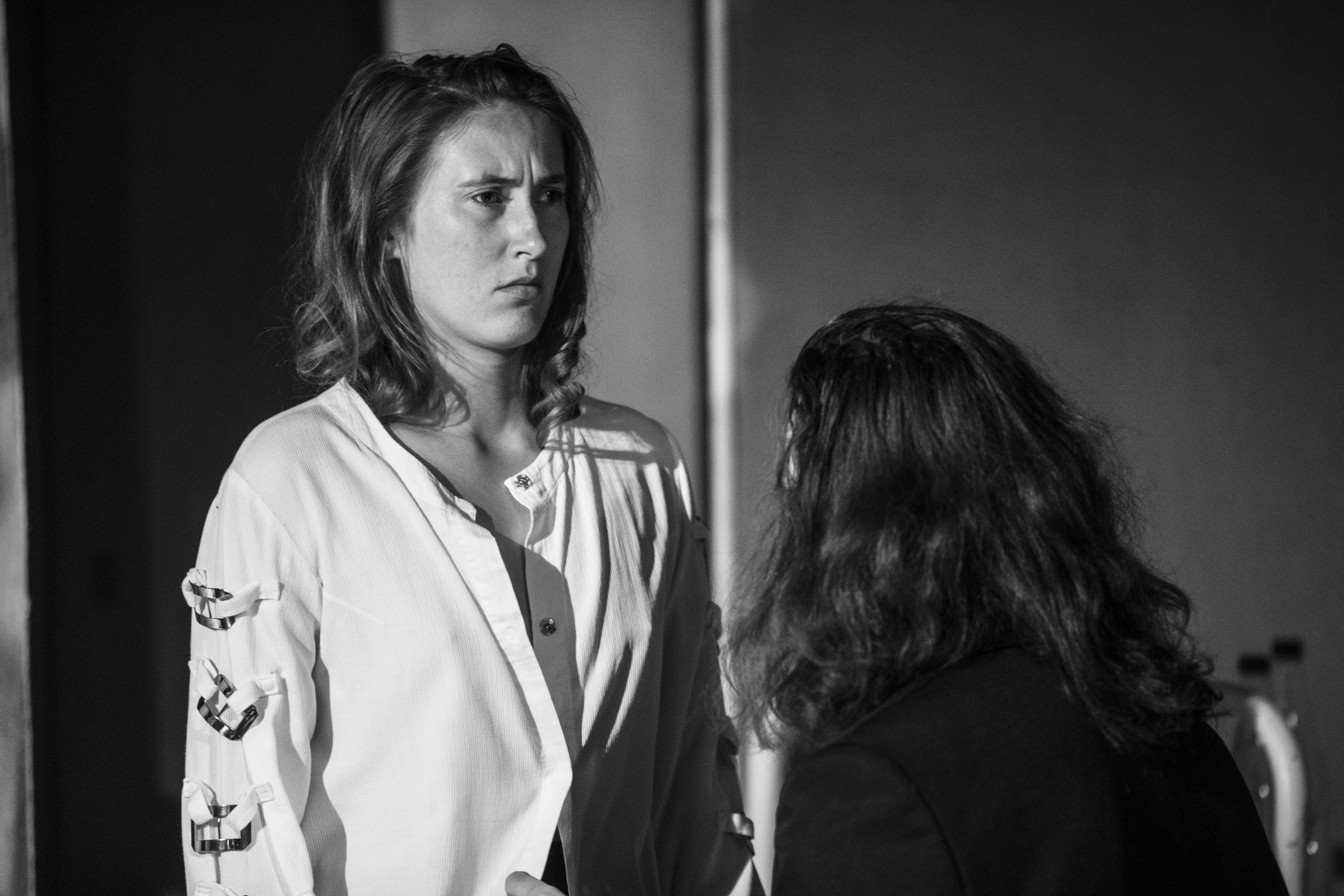 //image/spectacle/sPECTACLES 23-24/hamletemma2-reg-jeanlouisfernandez-017.jpg