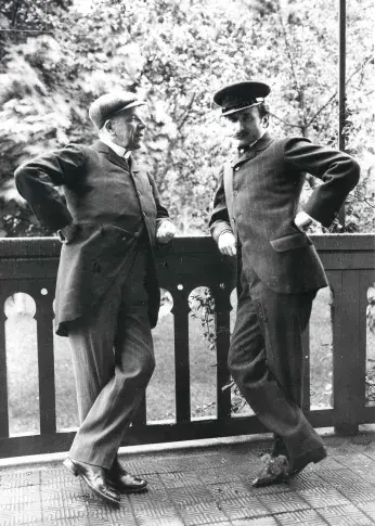 Coquelin aîné et Edmond Rostand à Cambo-les-Bains, 1903