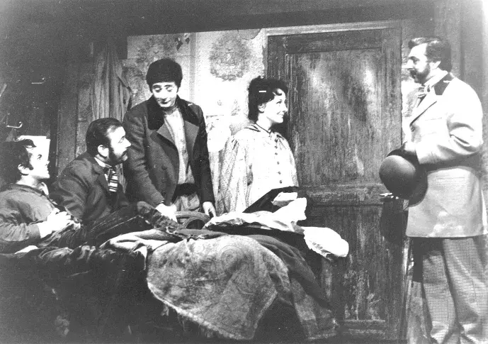 « Crime et châtiment » de Dostoïevski, adapté par Gabriel Arout, mis en scène par Michel Vitold, Salle Richelieu, 1963