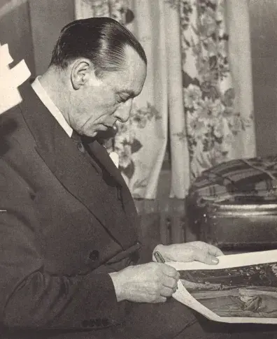 Louis Jouvet, professeur au Conservatoire de 1934 à 1941 puis de 1947 à 1951. Image de presse, 1951.
