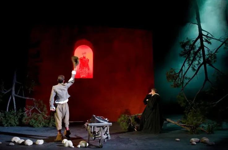 « Dom Juan », 2012, mise en scène de Jean-Pierre Vincent, avec Loïc Corbery (Don Juan) et Serge Bagdassarian (Sganarelle)