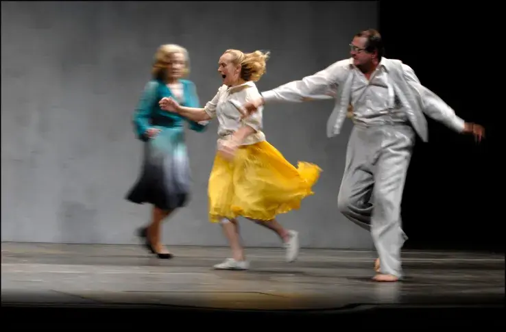 "Le Retour au désert" de Bernard-Marie Koltès, mise en scène de Muriel Mayette, 2007