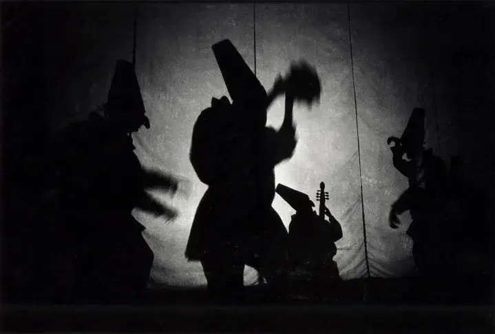 « Le Malade imaginaire », comédie-ballet en 3 actes en prose de Molière, mise en scène de Claude Stratz, chorégraphie de Sophie Mayer, Salle Richelieu, 2001