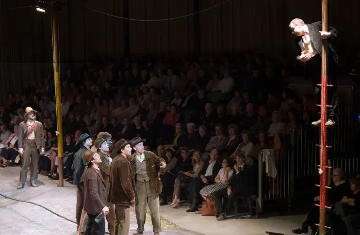 « Peer Gynt » d’Henrik Ibsen, mise en scène d’Éric Ruf, Salon d’Honneur du Grand Palais, 2012