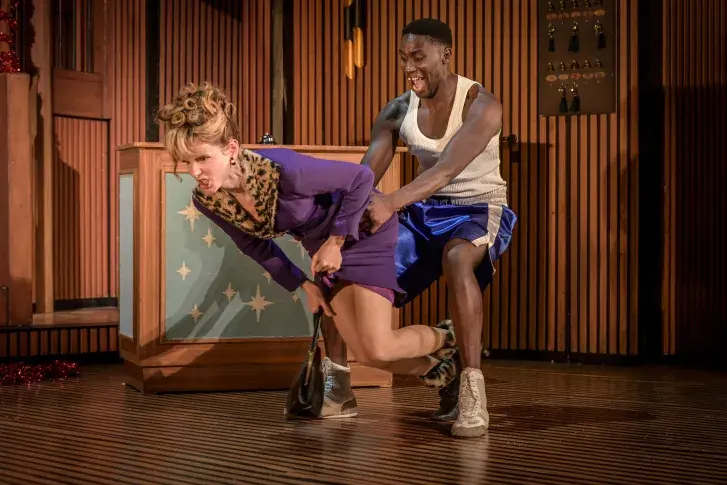 Photo du spectacle La Puce à l'Oreille (saison 2025-2026) avec Pauline Clément, Birane Ba
