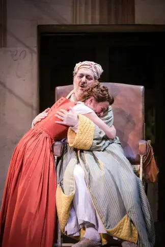 Photo du spectacle Le Malade imaginaire (saison 2025-2026) avec Coraly Zahonero, Guillaume Gallienne