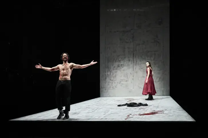 Photo du spectacle Penthésilée (saison 2025-2026) avec Sébastien Pouderoux, Suliane Brahim