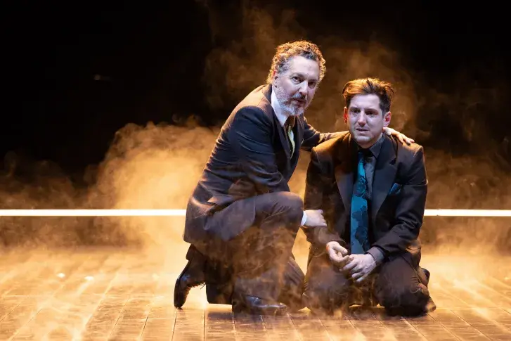 Photo du spectacle Hamlet (saison 2025-2026) avec Guillaume Gallienne, Jean Chelavier 