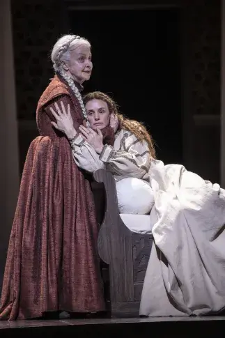 Photo du spectacle Le Cid (saison 2025-2026) avec Danièle Lebrun, Jennifer Decker